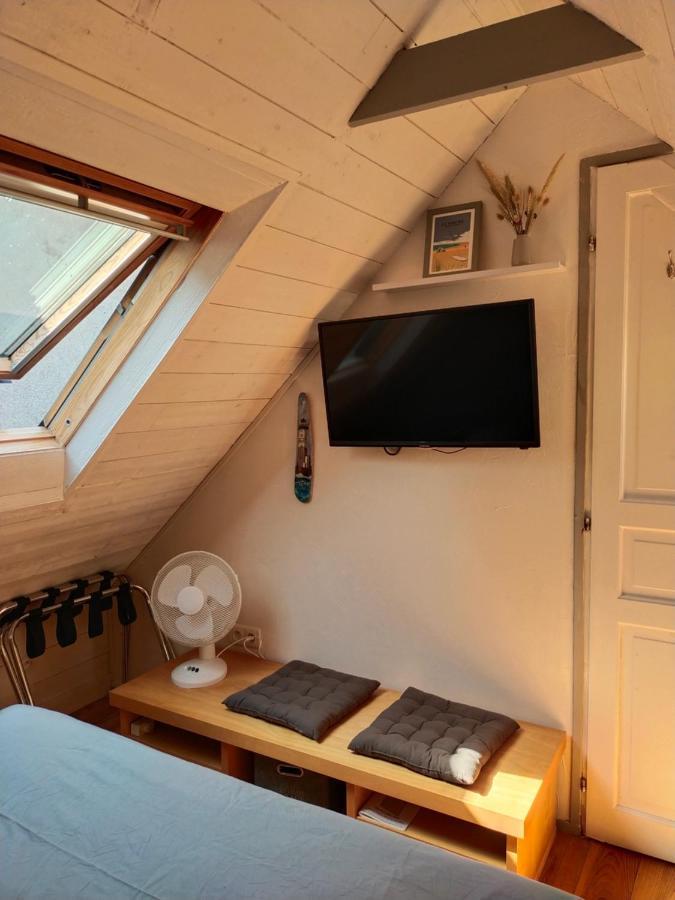 Chambrecosy Salle De Bain Privee Quimper Exterior photo