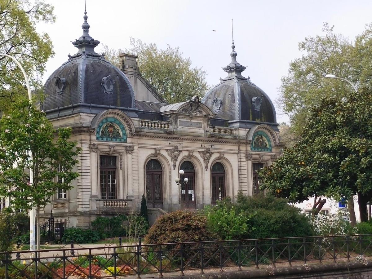 Chambrecosy Salle De Bain Privee Quimper Exterior photo