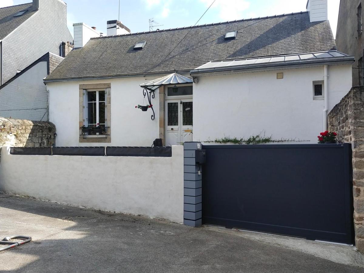 Chambrecosy Salle De Bain Privee Quimper Exterior photo